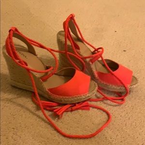 Wedges, ties around your calf